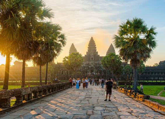 Sunrise Tour at Angkor Thom and Angkor Wat: A Breathtaking Journey Through Time