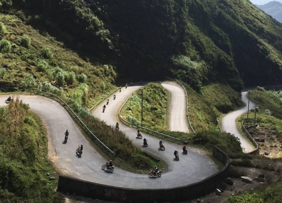 Top 5 Reasons to Explore Ha Giang by Motorbike